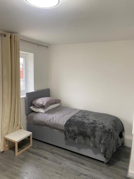 Vila 2 Bed House Sleeps 4-5 Liverpool Exteriér fotografie