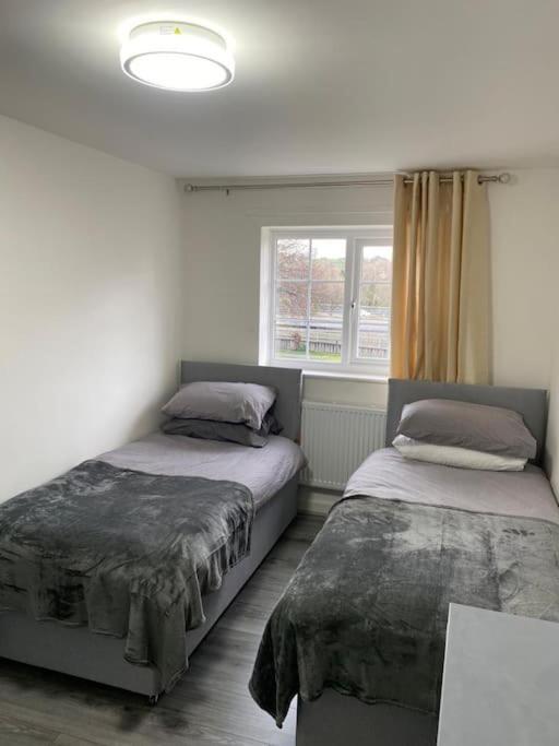 Vila 2 Bed House Sleeps 4-5 Liverpool Exteriér fotografie